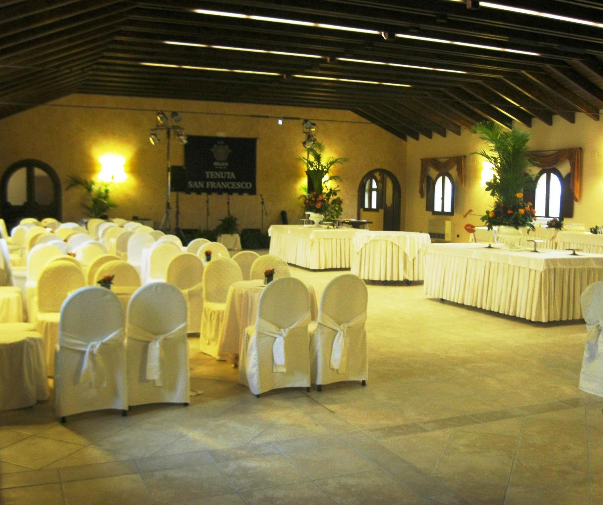 Hotel Tenuta San Francesco Barletta Eksteriør billede